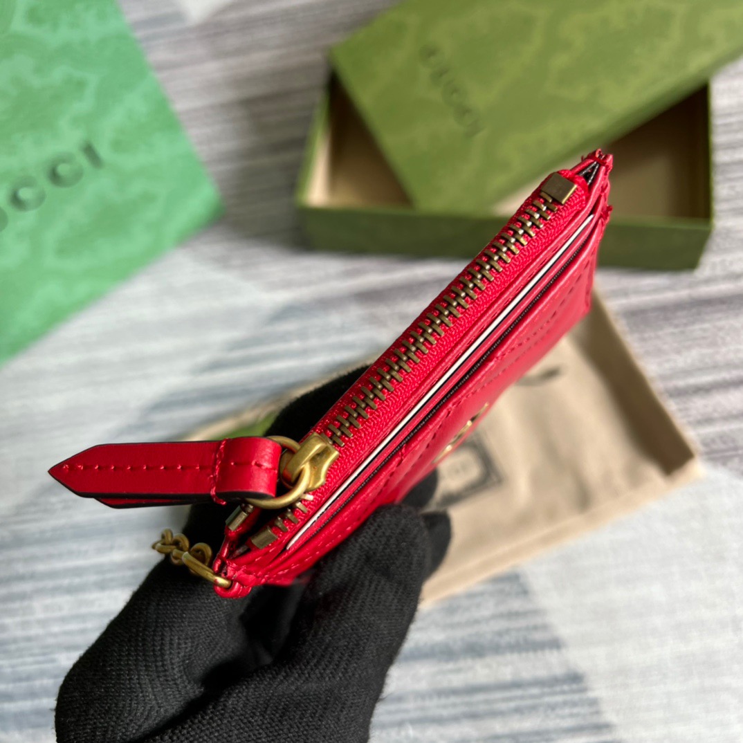 Gucci GG Marmont Keychain Wallet Black/Beige/ Red For Women? 627064 DTDHT 1000 3.9 in/ 10 cm