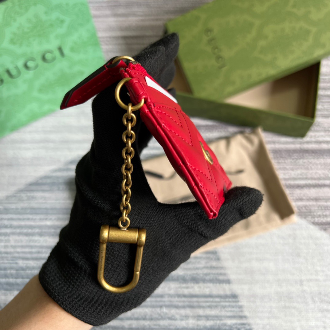 Gucci GG Marmont Keychain Wallet Black/Beige/ Red For Women? 627064 DTDHT 1000 3.9 in/ 10 cm