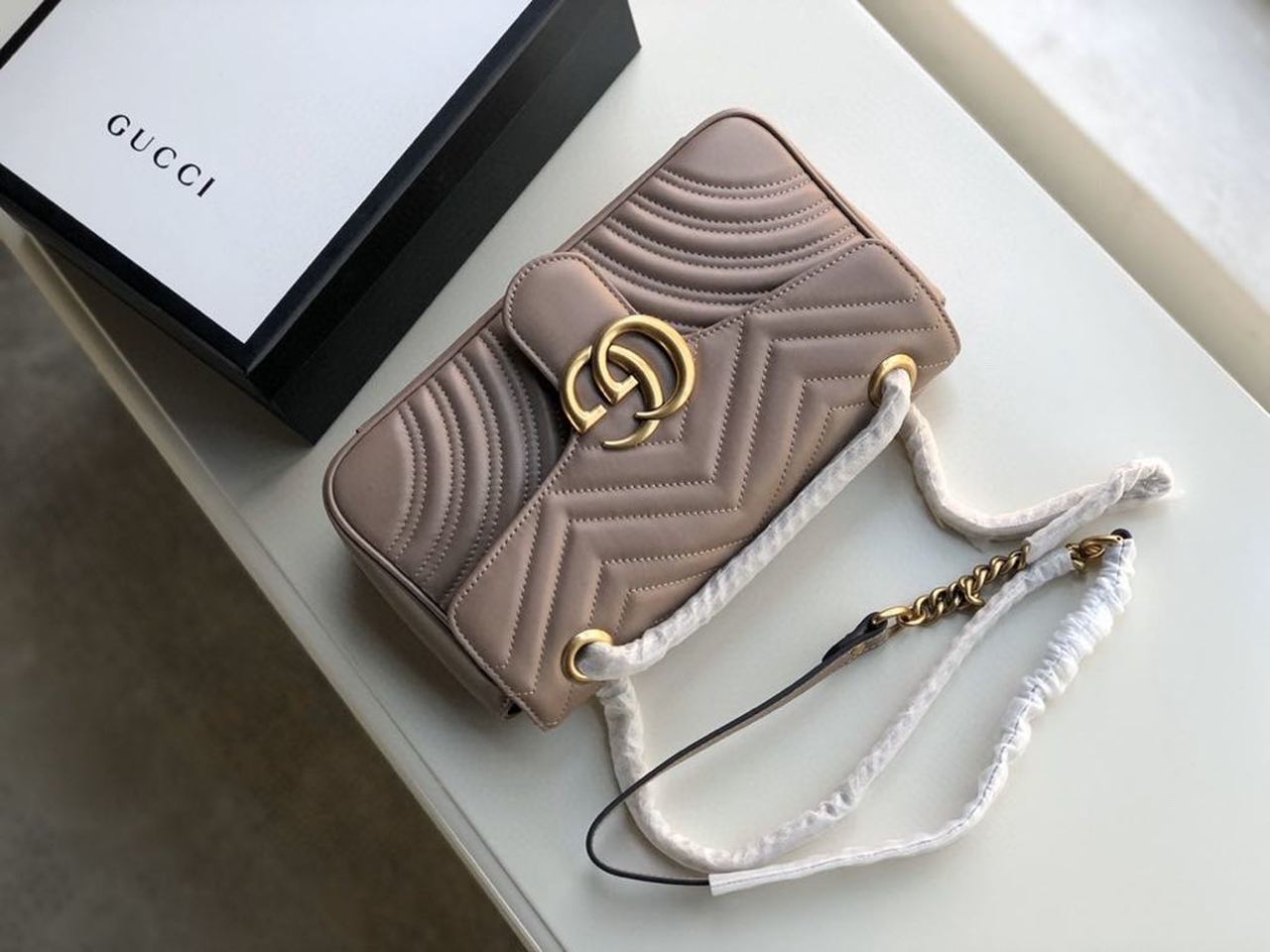 Gucci GG Marmont Matelassé Shoulder Bag Dusty Pink Matelassé Chevron For Women 10in/26cm GG 443497 DTDIT 5729
