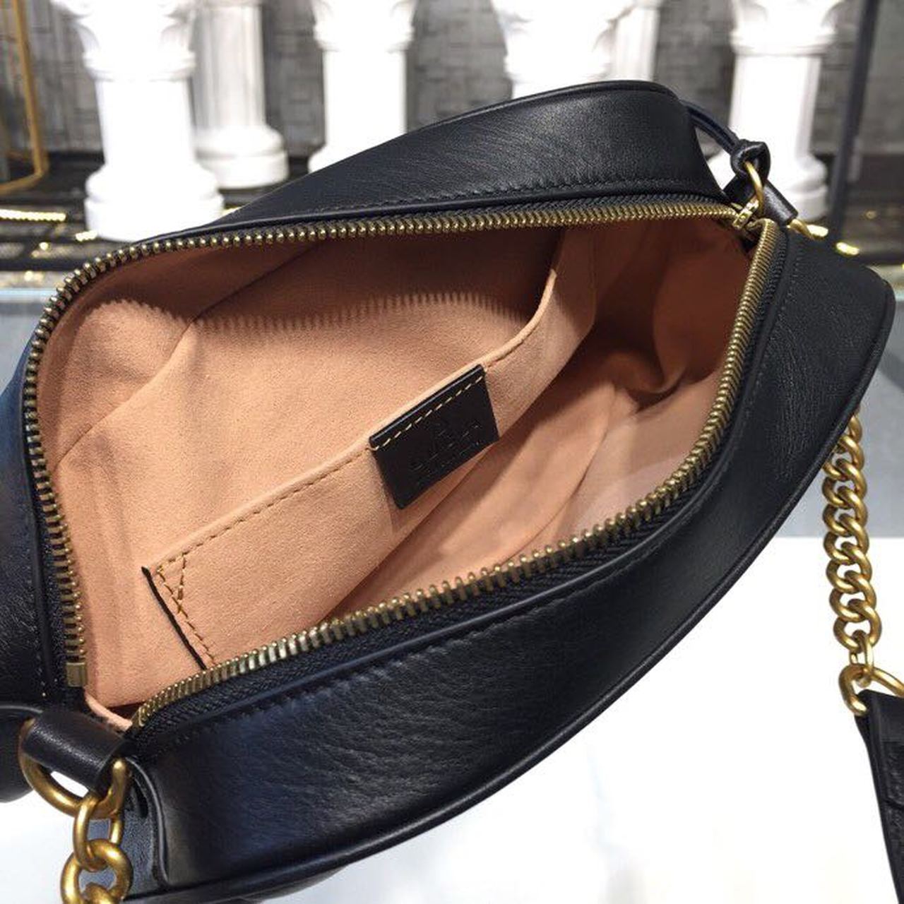 Gucci GG Marmont Small Matelassé Shoulder Bag Black Matelassé Chevron For Women 9.5in/24cm GG 447632 DTD1T 1000