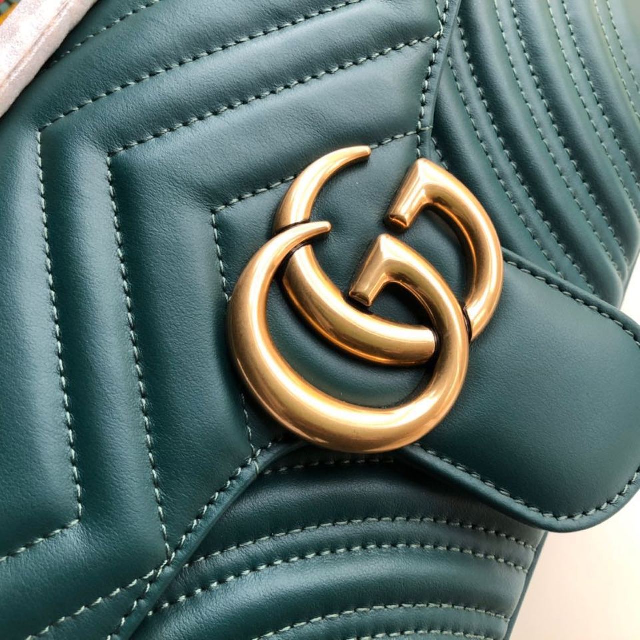 Gucci GG Marmont Small Matelassé Shoulder Bag Green Matelassé Chevron For Women 10in/26cm 443497