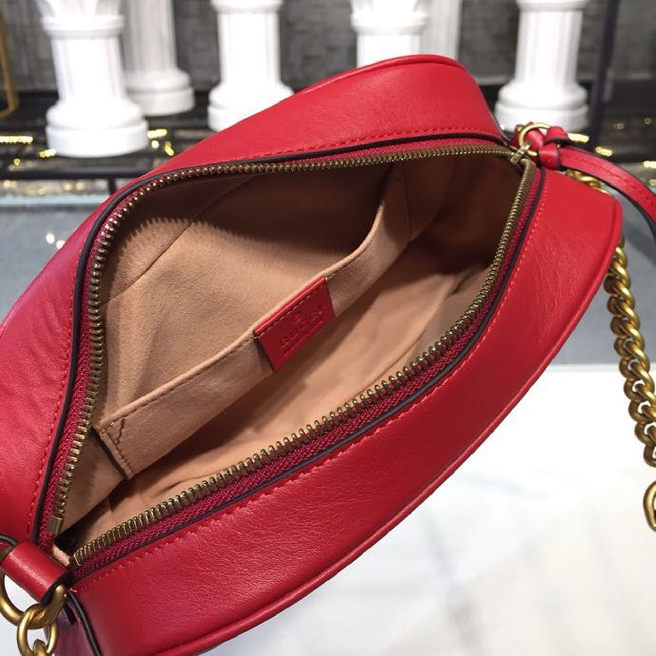 Gucci GG Marmont Small Matelassé Shoulder Bag Hibiscus Red Matelassé Chevron For Women 9.5in/24cm GG 447632 DTD1T 6433