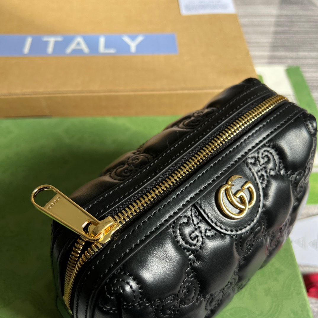 Gucci GG Matelass? Beauty Case Black/Pink/Grey For Women?  ?726047 UM8IG 1000 6.2 in/ 16 cm