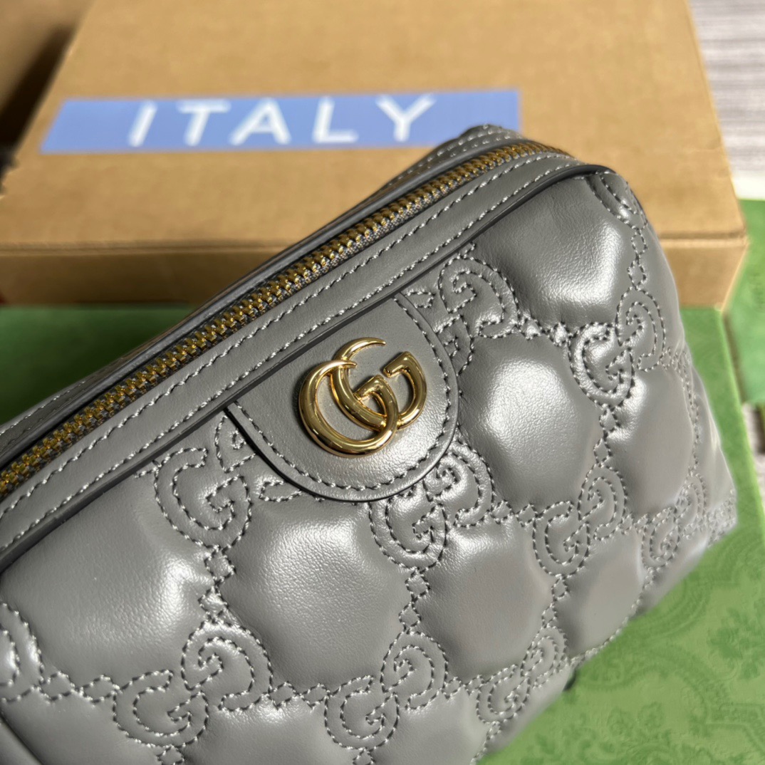 Gucci GG Matelass? Beauty Case Black/Pink/Grey For Women?  ?726047 UM8IG 1000 6.2 in/ 16 cm