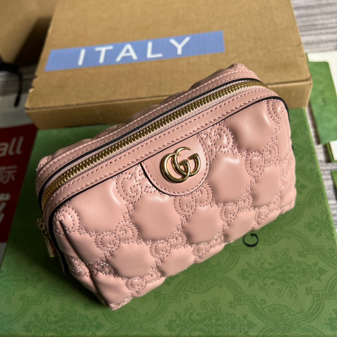 Gucci GG Matelass? Beauty Case Black/Pink/Grey For Women?  ?726047 UM8IG 1000 6.2 in/ 16 cm