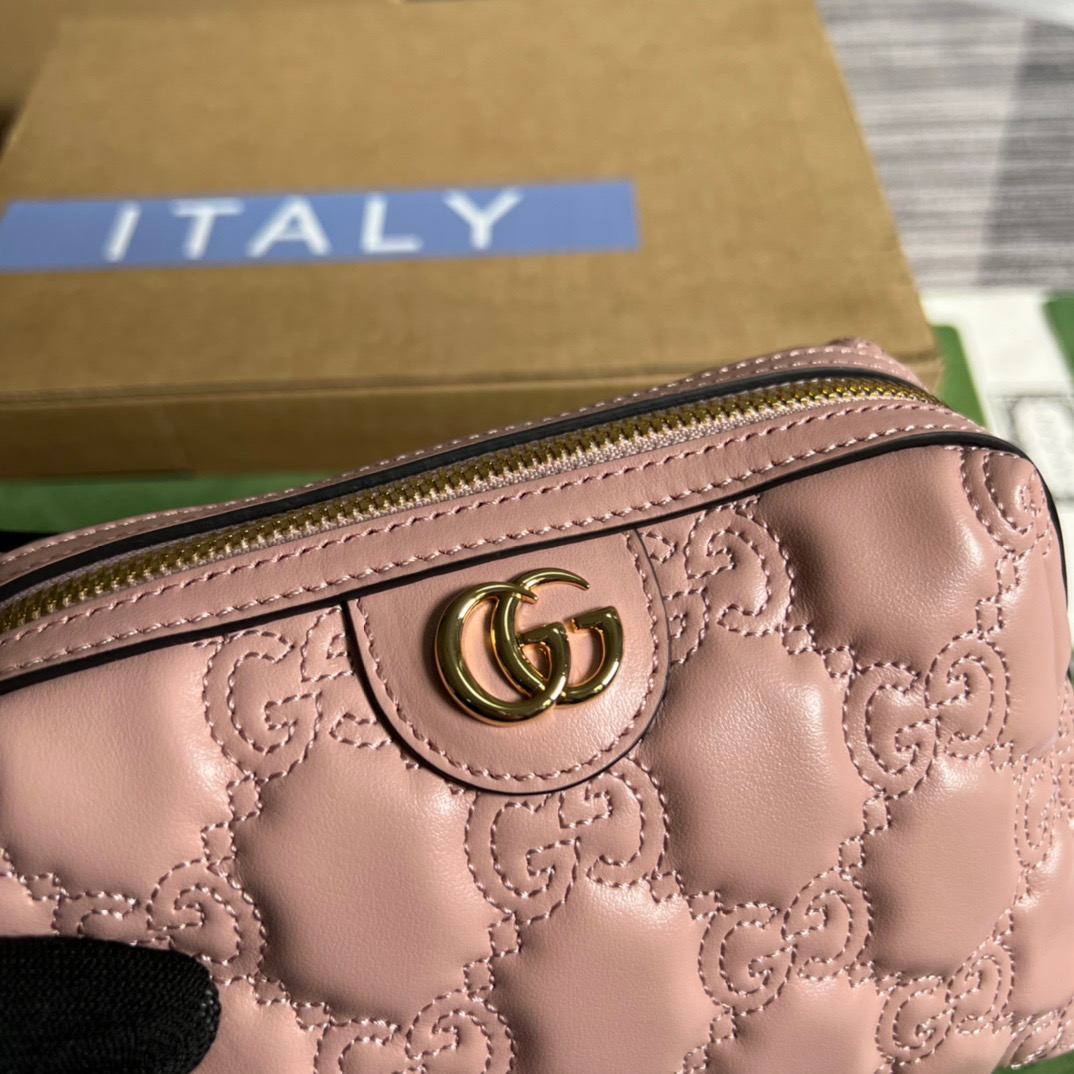 Gucci GG Matelass? Beauty Case Black/Pink/Grey For Women?  ?726047 UM8IG 1000 6.2 in/ 16 cm