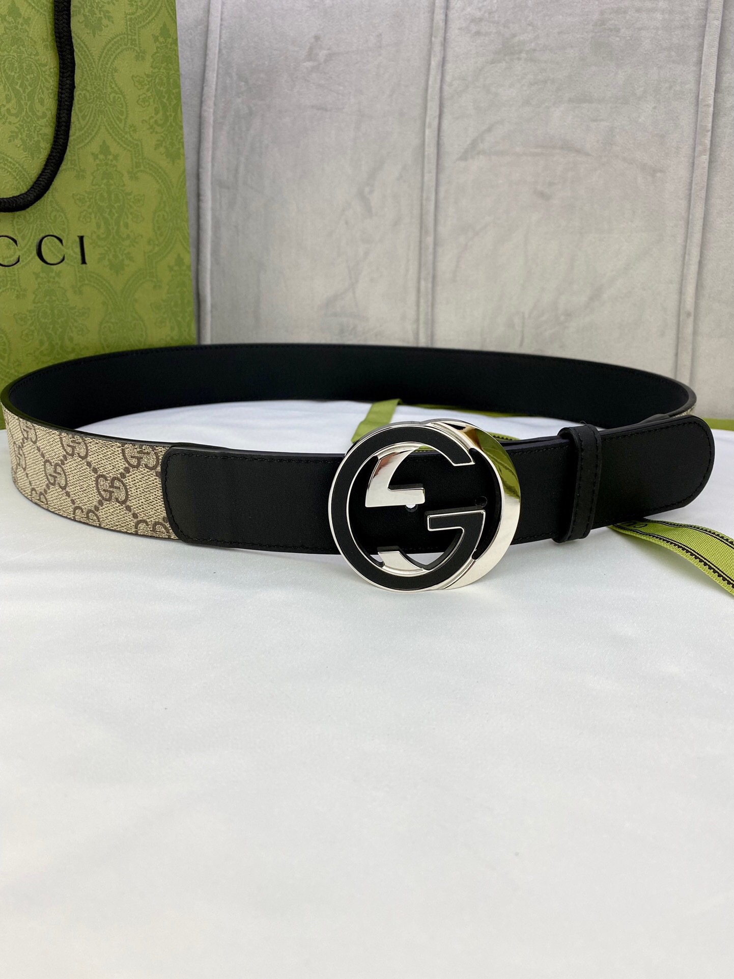 Gucci GG Supreme Belt With Interlocking G Buckle Beige/Ebony GG Supreme And Black For Women, Women Belt