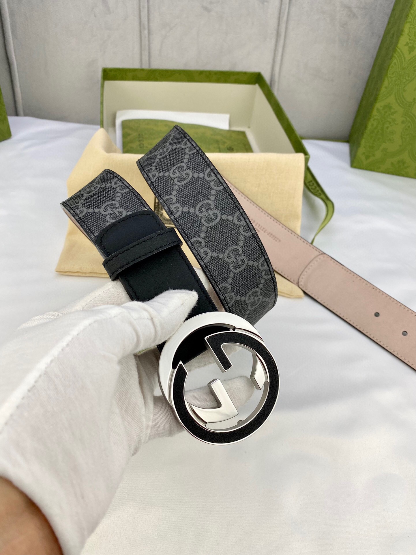 Gucci GG Supreme Belt With Interlocking G Buckle Black/Grey GG Supreme Canvas With Black For Women, Women Belt