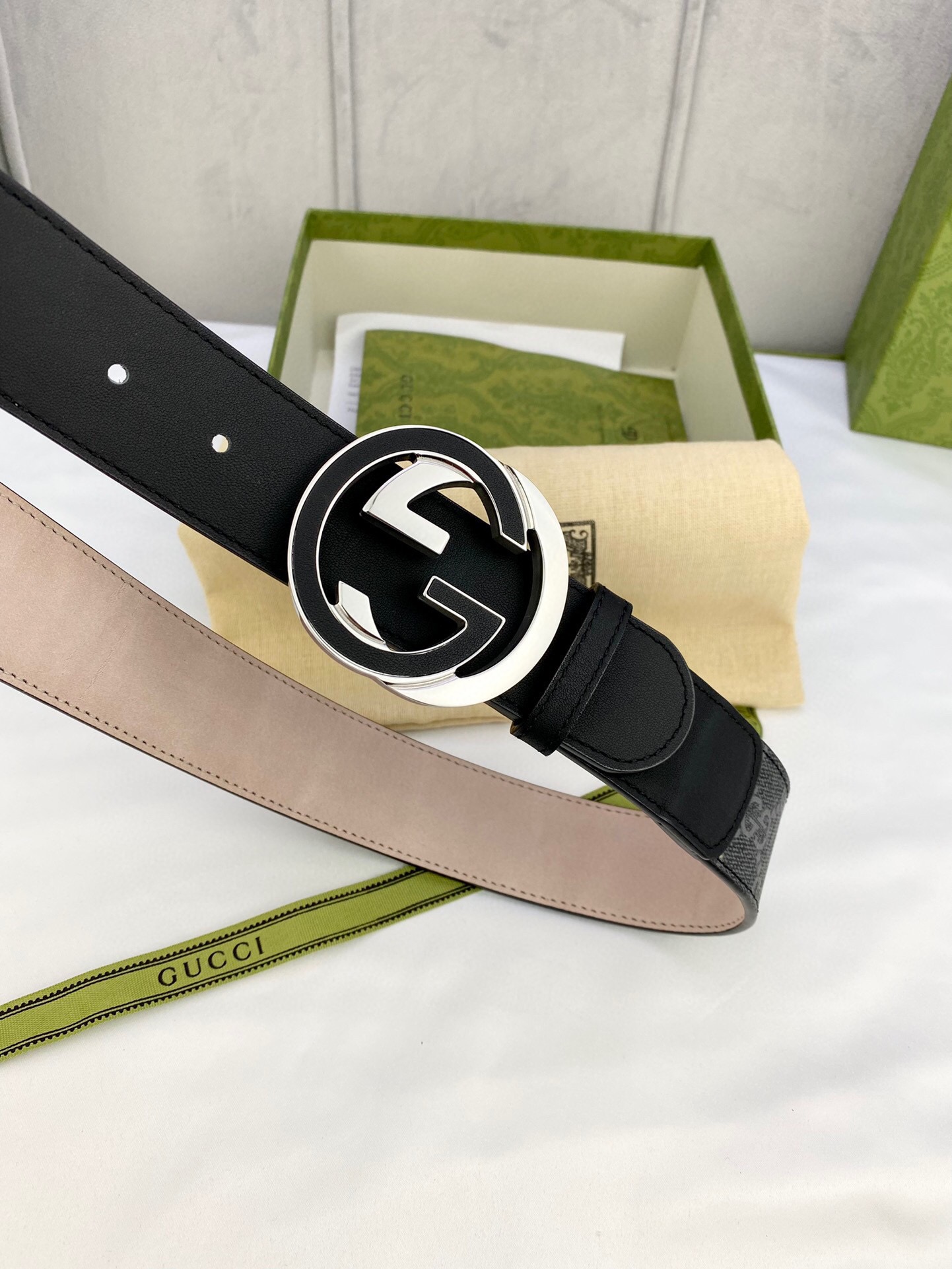 Gucci GG Supreme Belt With Interlocking G Buckle Black/Grey GG Supreme Canvas With Black For Women, Women Belt