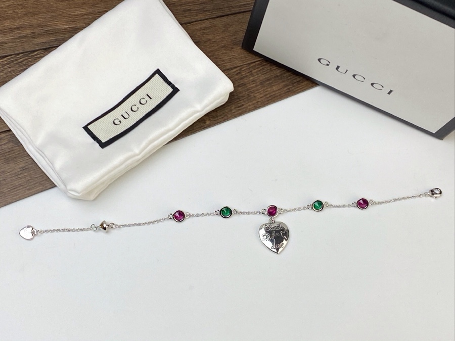Gucci Heart-Eye Bracelet Silver For Women
