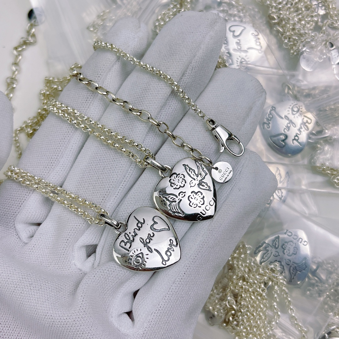 Gucci Heart Shaped Necklace Silver For Women