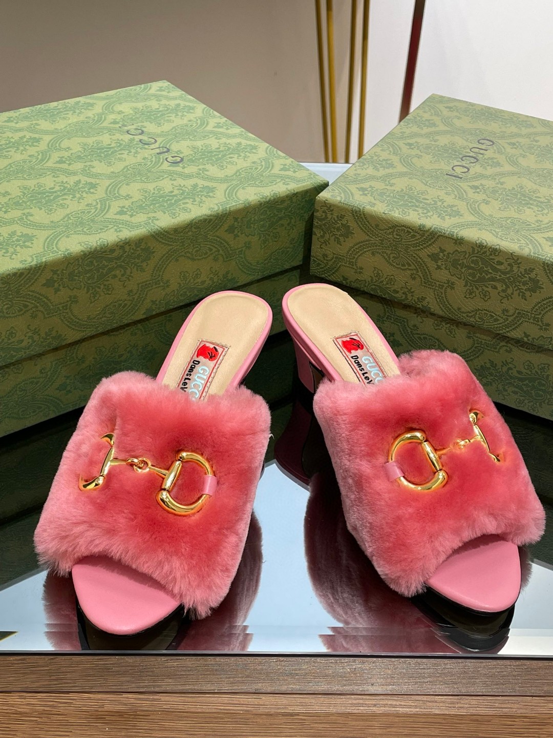 Gucci Horsebit Slide Sandal With Fur Pink For Women