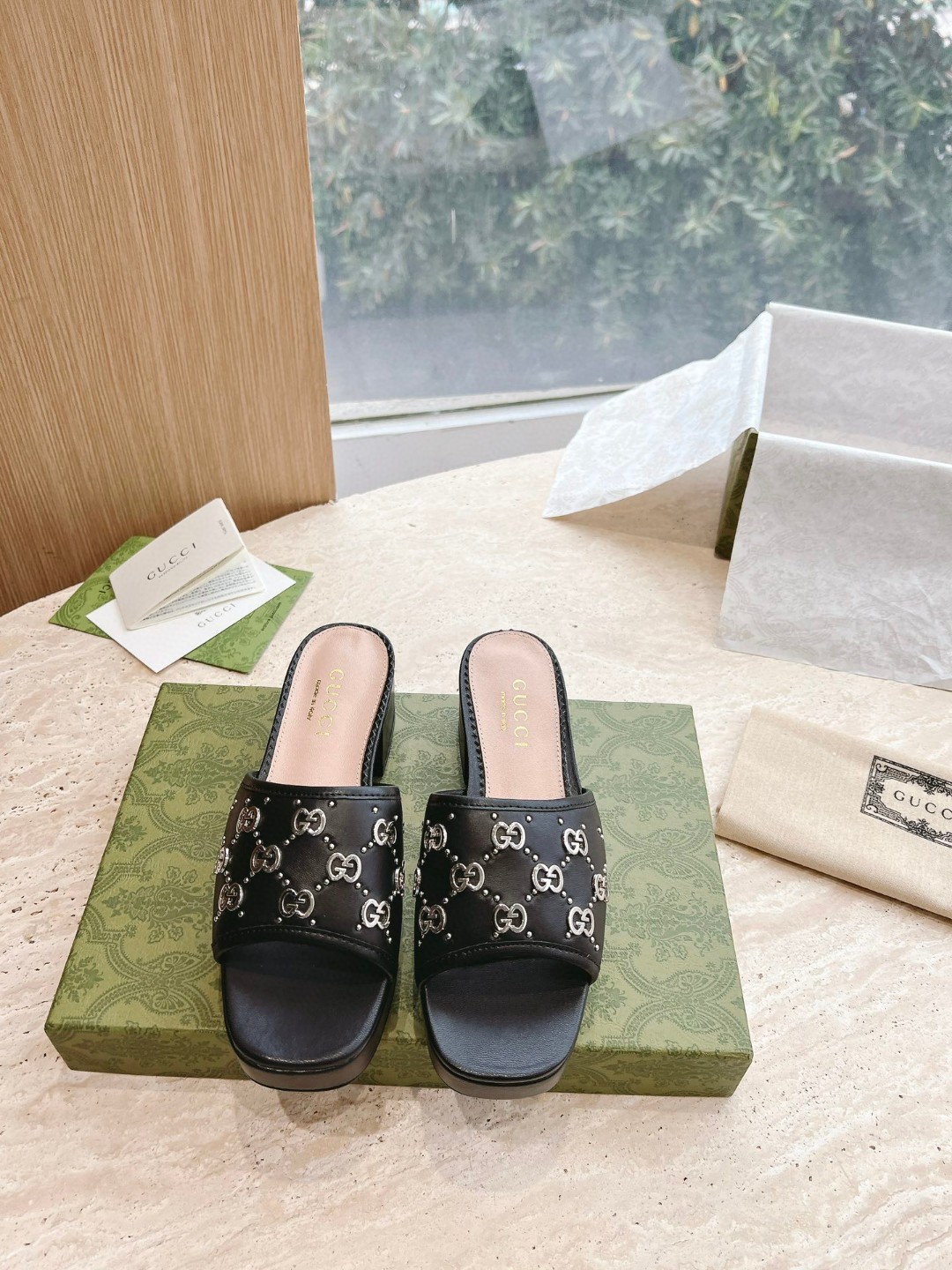 Gucci Interlocking G Slide Sandal Black For Women