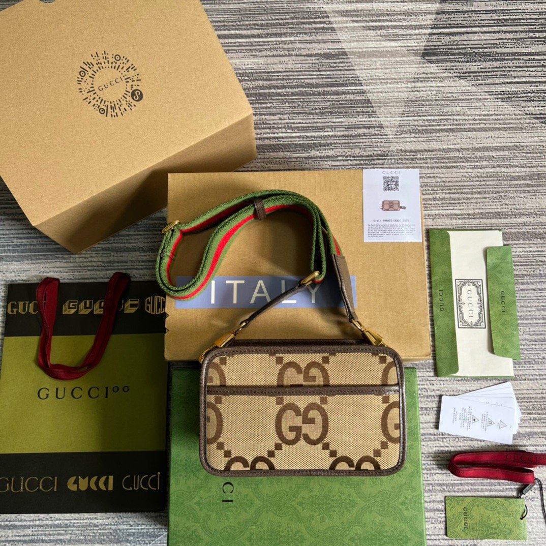 Gucci Jumbo GG Mini Bag Camel And Ebony Jumbo GG Canvas For Women  8.9in/22.5cm GG 696075 UKMDG 2570