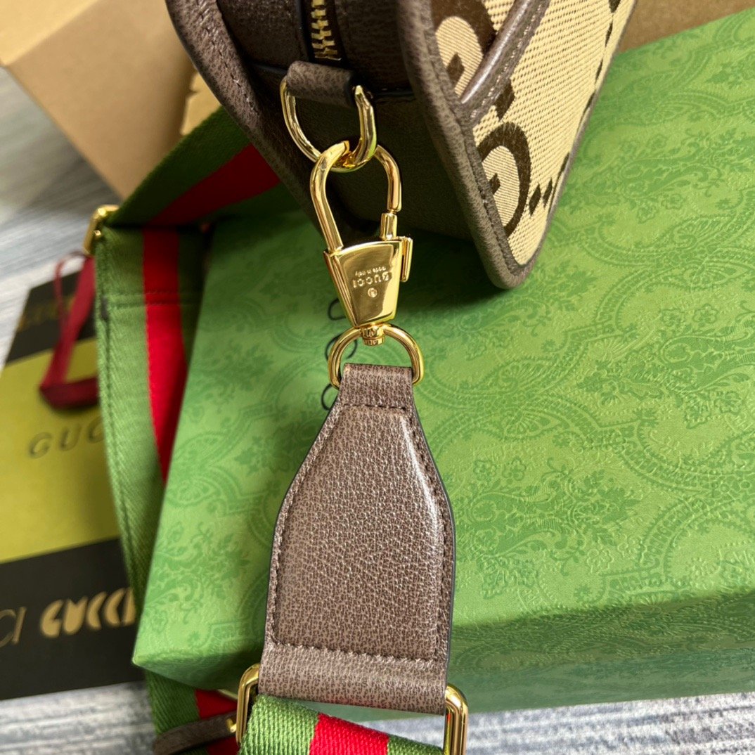 Gucci Jumbo GG Mini Bag Camel And Ebony Jumbo GG Canvas For Women  8.9in/22.5cm GG 696075 UKMDG 2570