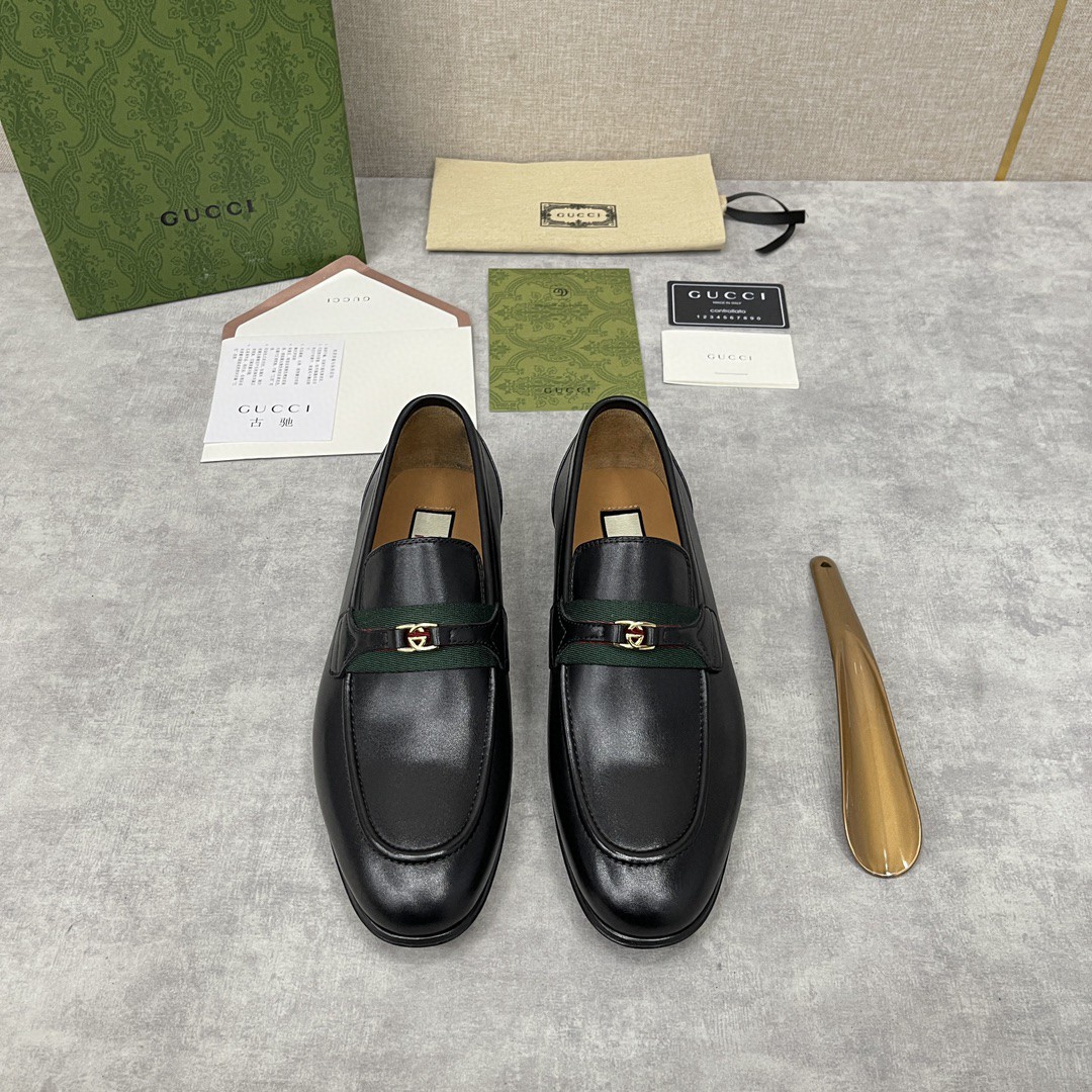Gucci Loafer With Interlocking G Black For Men