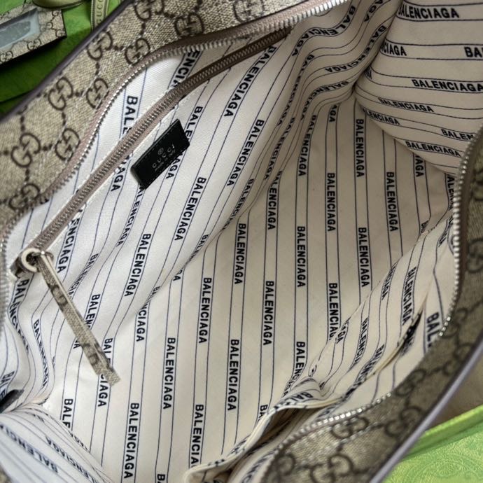 Gucci Luggage Beige For Women And Men 15in/39cm GG