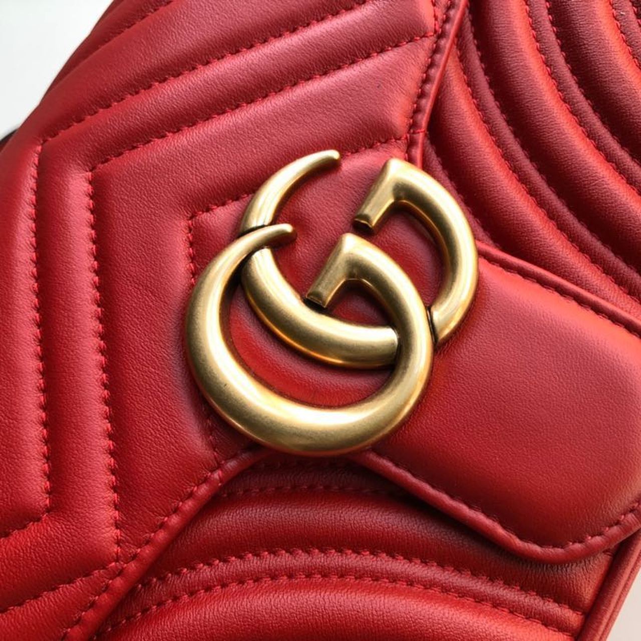 Gucci Marmont Small Matelassé Shoulder Bag Hibiscus Red Matelassé Chevron For Women 10in/26cm  GG 443497 DTDIT 6433