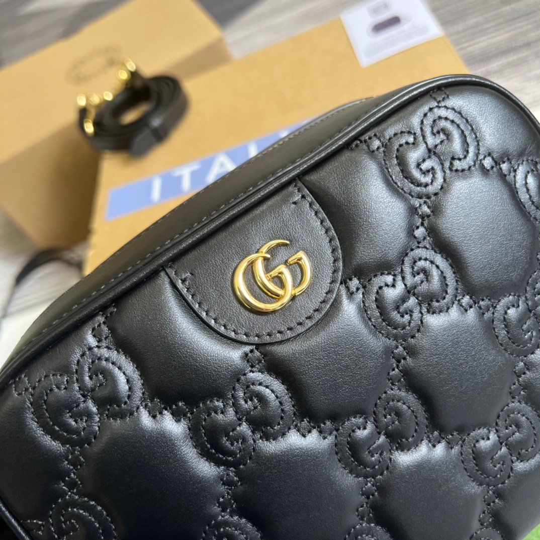 Gucci Matelasse Shoulder Bag Black For Women, Women’s Bags 8.5in/22cm GG 702234 UM8HG 1046