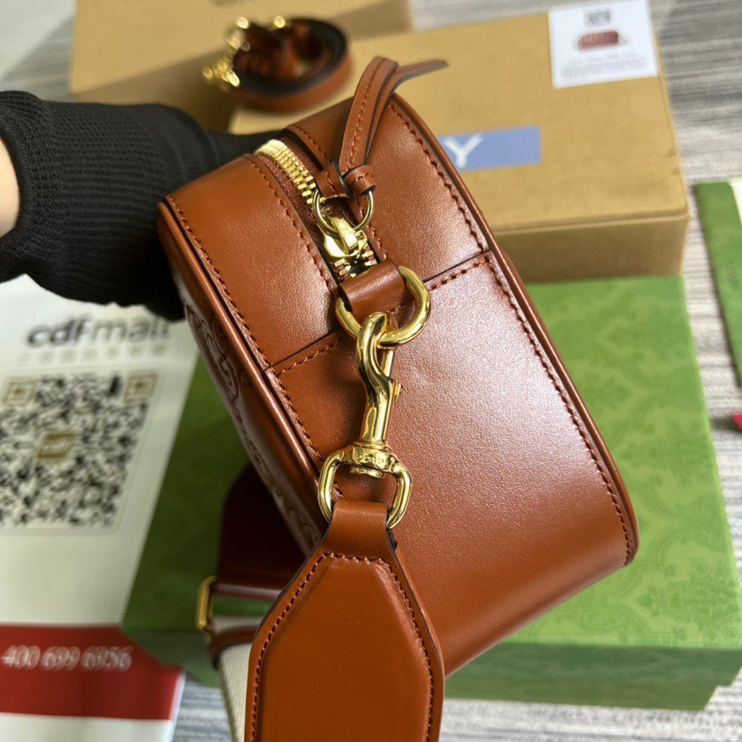Gucci Matelasse Shoulder Bag Red For Women, Women’s Bags 8.5in/22cm GG 702234 UM8HG 2595
