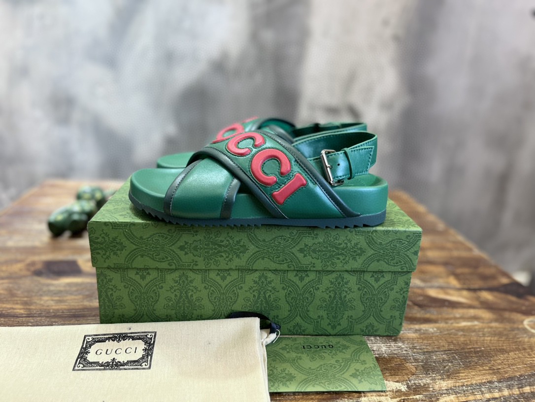 Gucci Men’s Sandal Green For Men