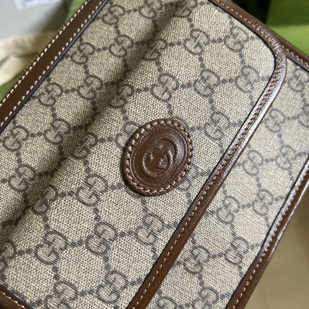 Gucci Messenger Bag With Interlocking G Beige And Ebony GG Supreme Canvas And Brown For Men 8in/21cm GG 674164 92THG
