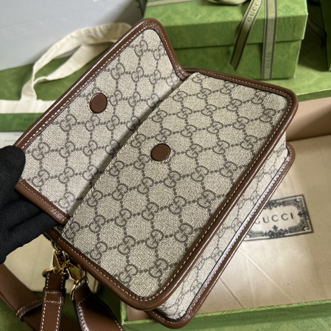 Gucci Messenger Bag With Interlocking G Beige And Ebony GG Supreme Canvas And Brown For Men 8in/21cm GG 674164 92THG