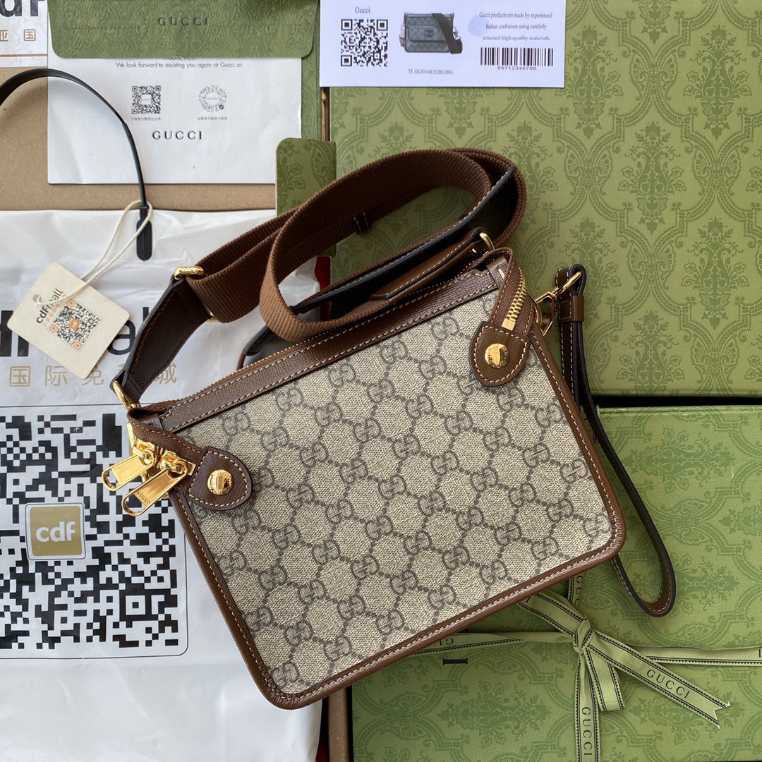Gucci Messenger Bag With Interlocking G Beige/Ebony GG Supreme Canvas For Men 8.3in/21cm GG