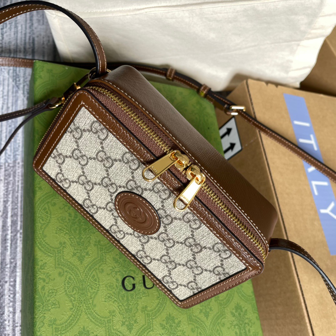 Gucci Mini Bag With Interlocking G Beige And Ebony GG Supreme Canvas And Brown For Women 9in/23cm GG