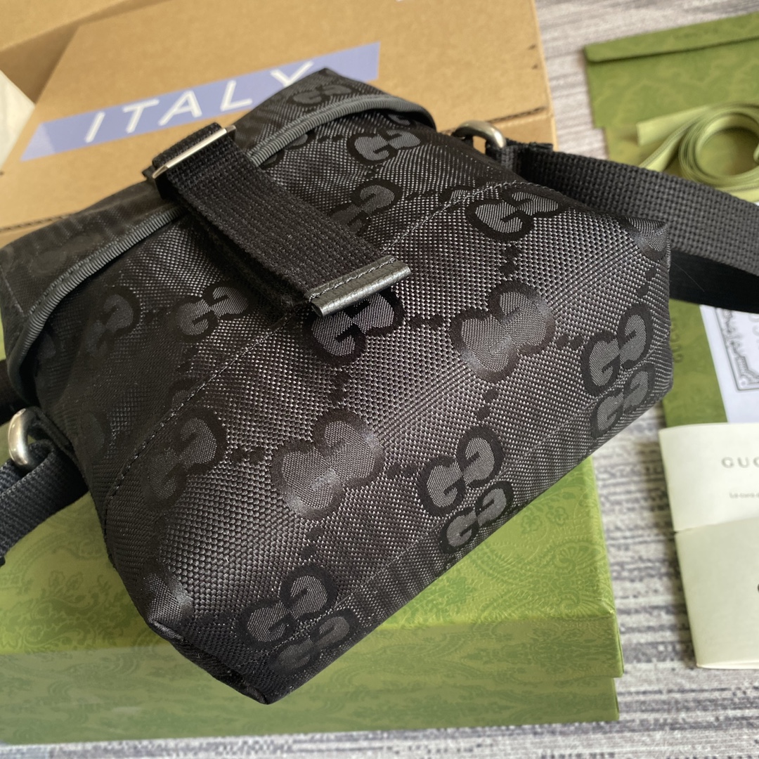 Gucci Off The Grid Messenger Bag Black GG ECONYL® For Men  7.3in/18.5cm GG 643858HKN