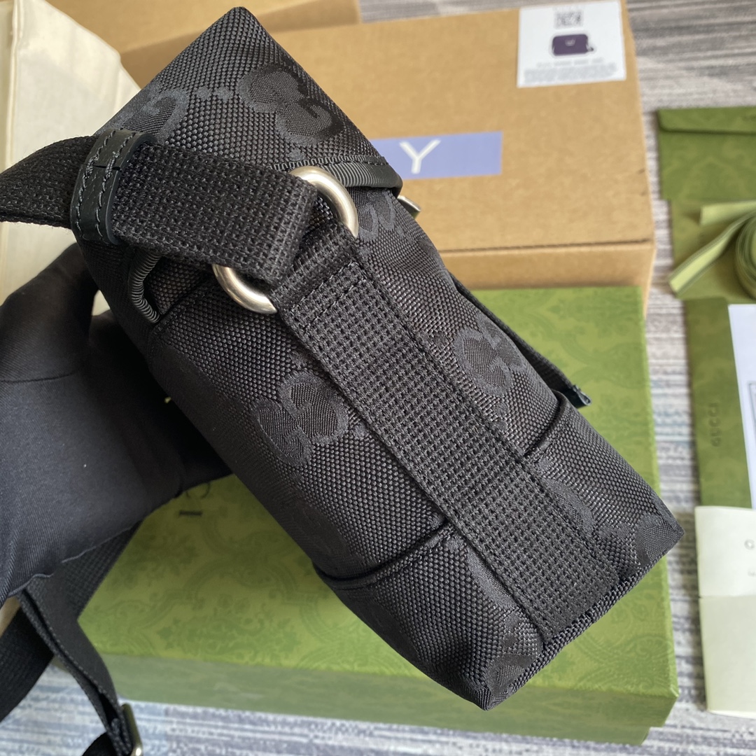 Gucci Off The Grid Messenger Bag Black GG ECONYL® For Men  7.3in/18.5cm GG 643858HKN