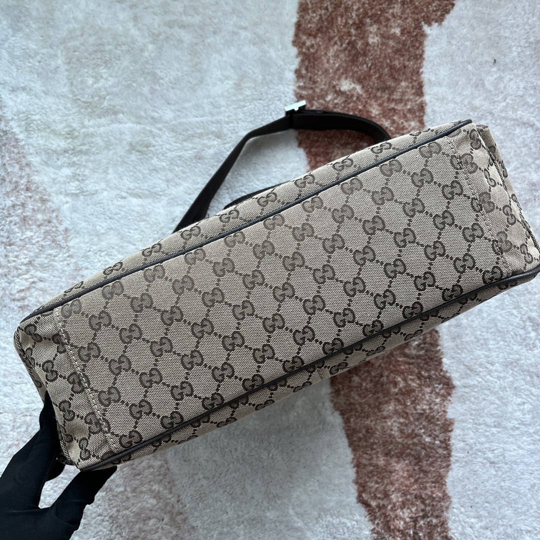 Gucci Original GG Baby Changing Bag Brown For Women, Women’s Bags 16.9in/43cm GG