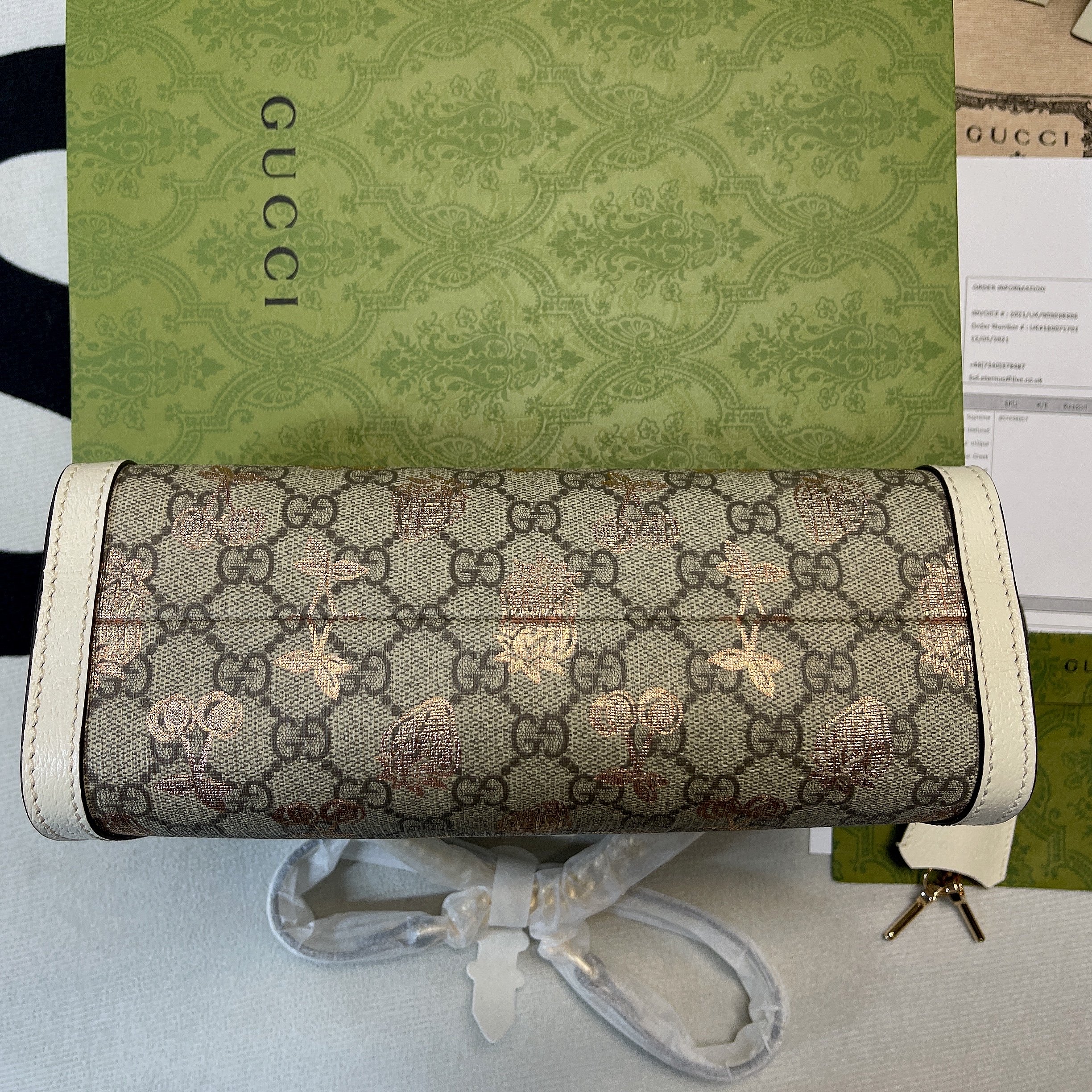 Gucci Padlock Small Gucci Strawberry Shoulder Bag Beige For Women, Women’s Bags 10in/26cm GG