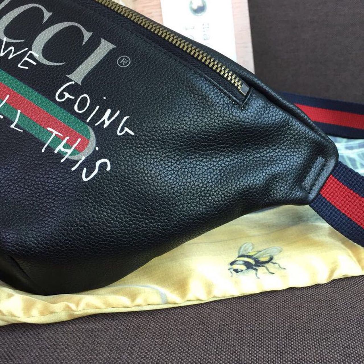 Gucci Print Waist Belt Bag Black For Women And Men 15in/39cm GG 530412