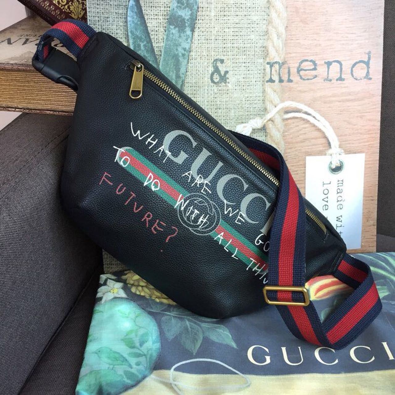 Gucci Print Waist Belt Bag Black For Women And Men 15in/39cm GG 530412