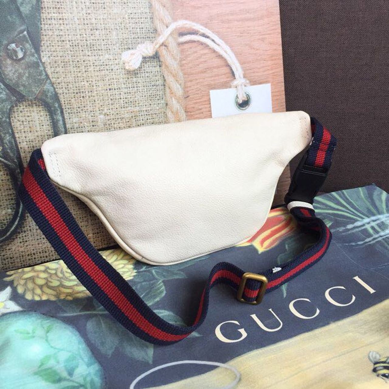 Gucci Print Waist Belt Bag White For Women And Men 11in/27cm GG 527792