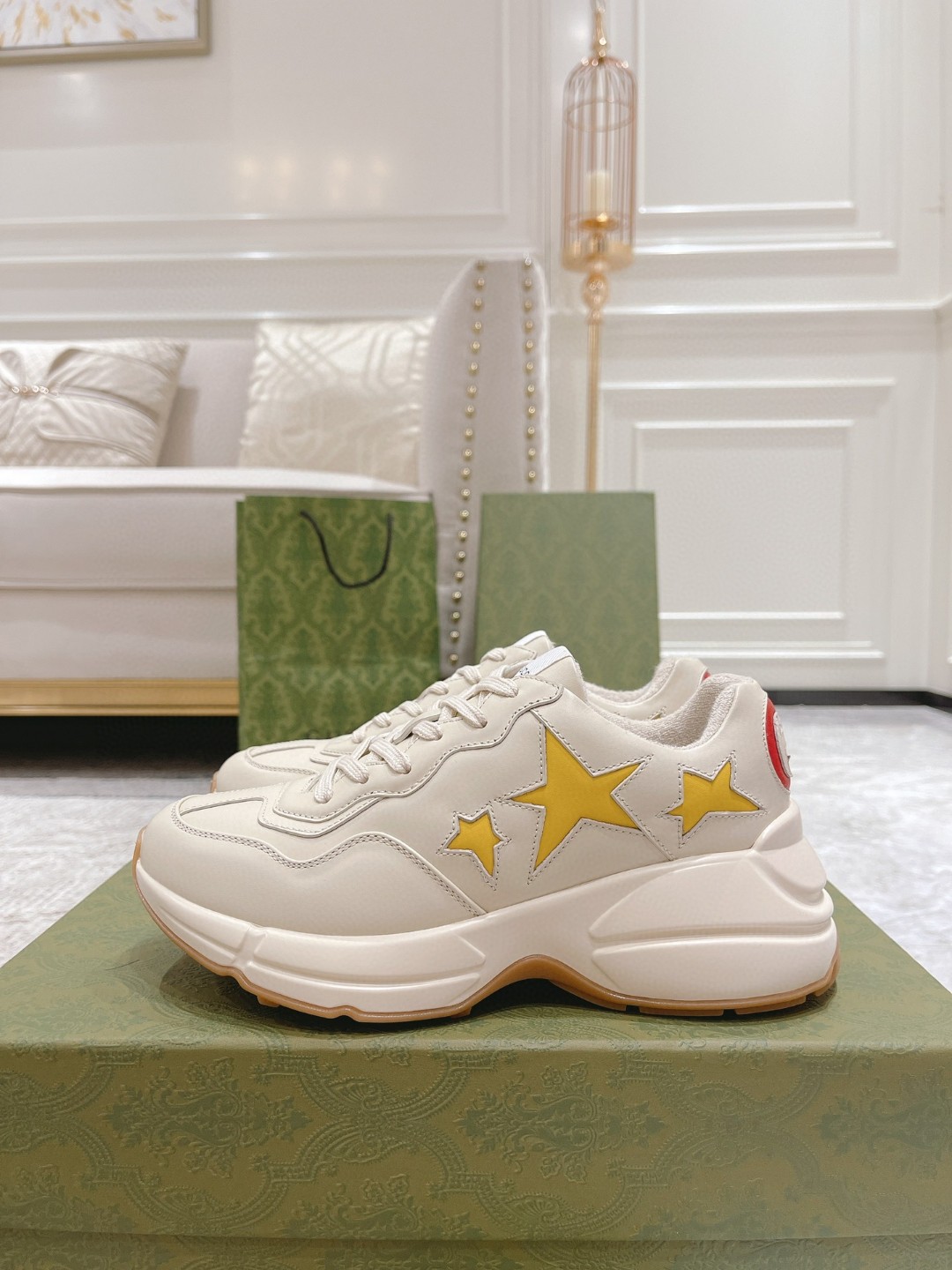Gucci Rhyton Sneaker With Stars White For Men 660939-2SH10-9560