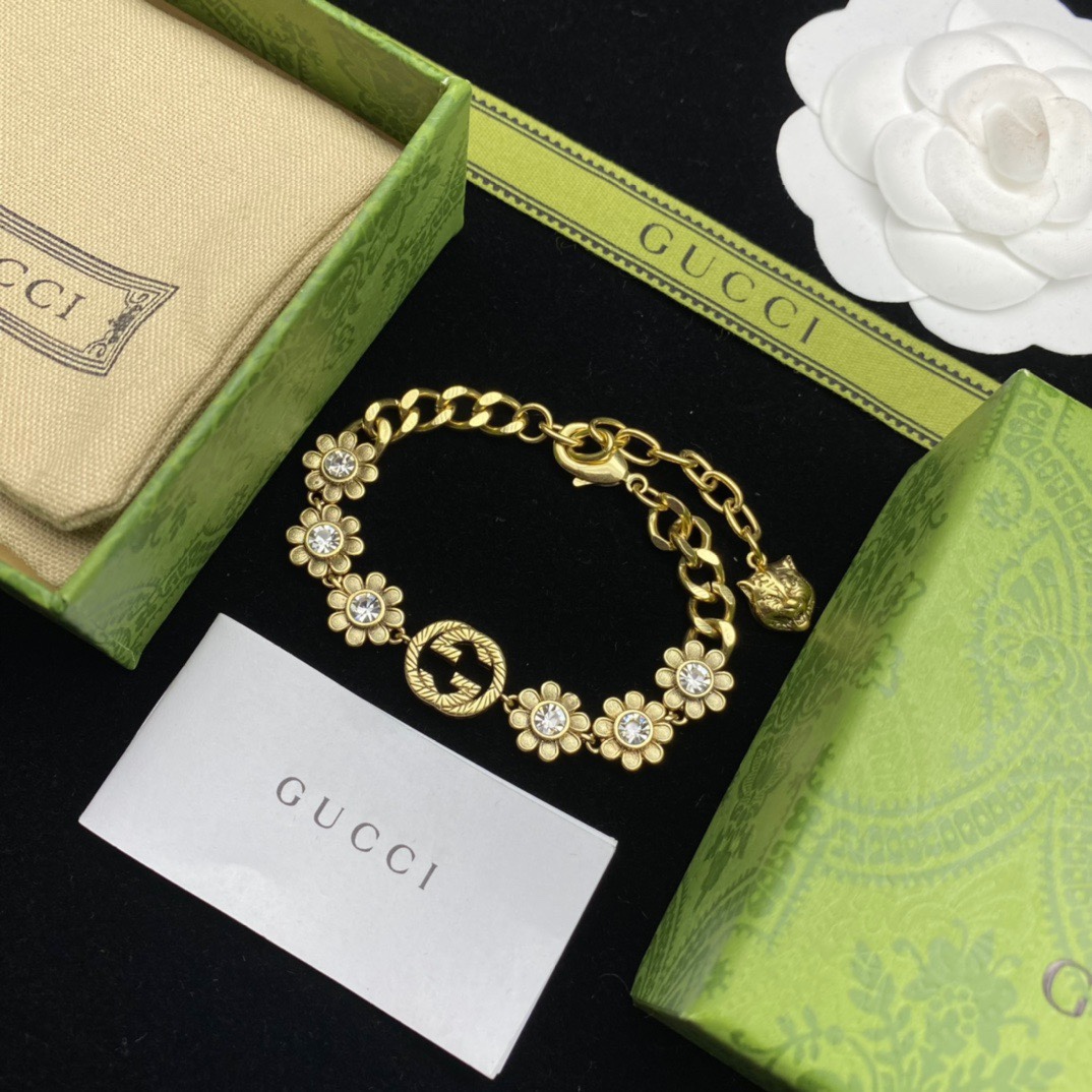 Gucci Seiko Bracelet Gold For Women