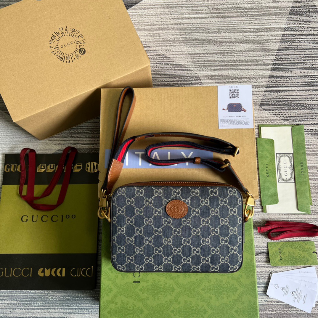 Gucci Shoulder Bag With Interlocking G Blue And Ivory GG Denim Jacquard For Women  9.6in/24.5cm GG