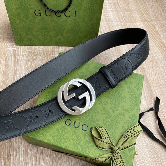 Gucci Signature  Belt Black For Women, Women Belt 411924 CWC1N 1000