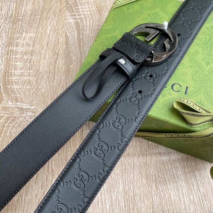 Gucci Signature  Belt Black For Women, Women Belt 411924 CWC1N 1000
