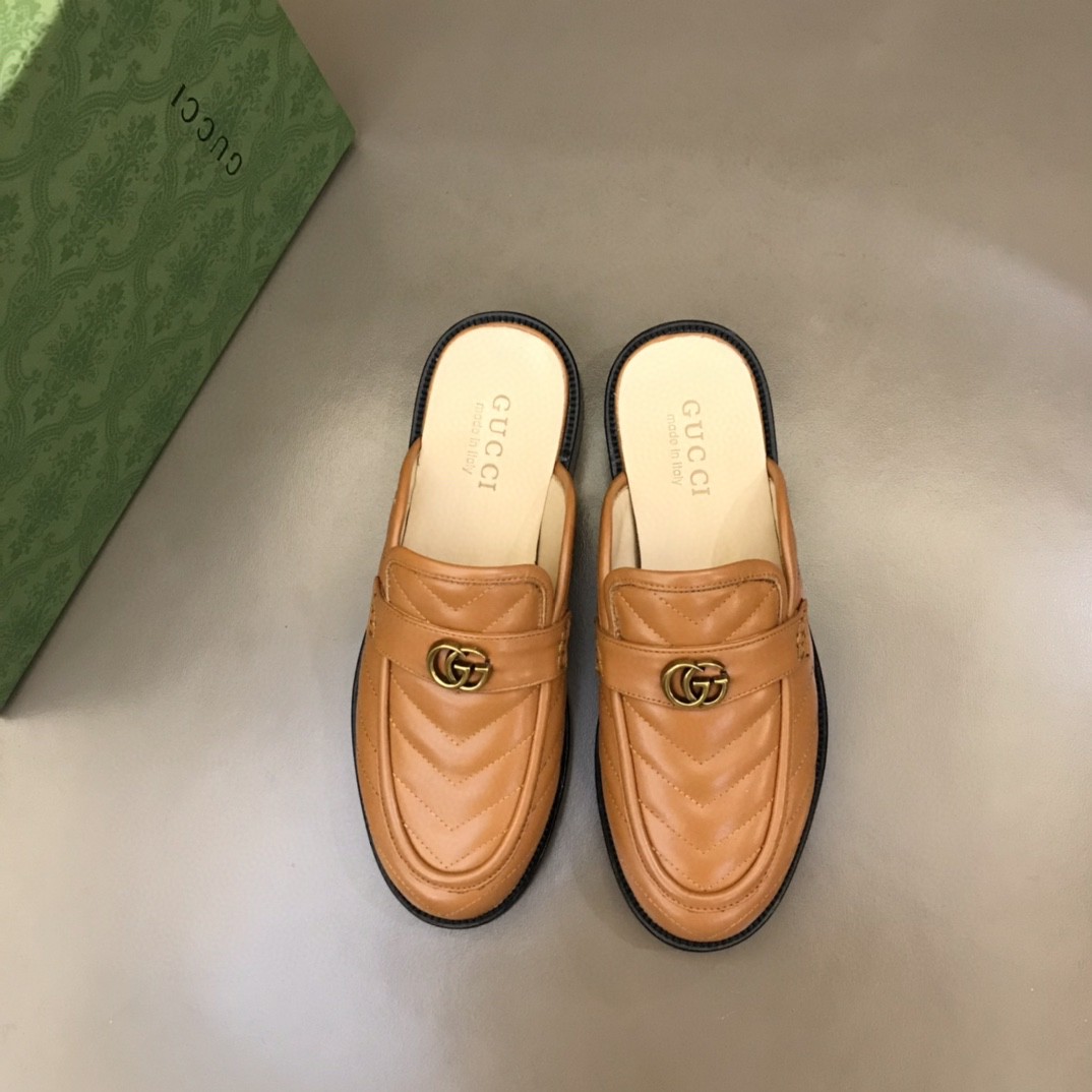 Gucci Slipper With Interlocking G Green For Men