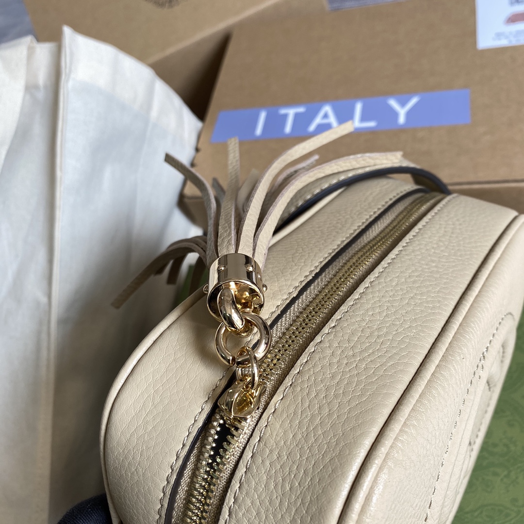 Gucci Soho Small Disco Bag Beige For Women, Women’s Bags, Shoulder And Crossbody Bags 8in/21cm GG 308364