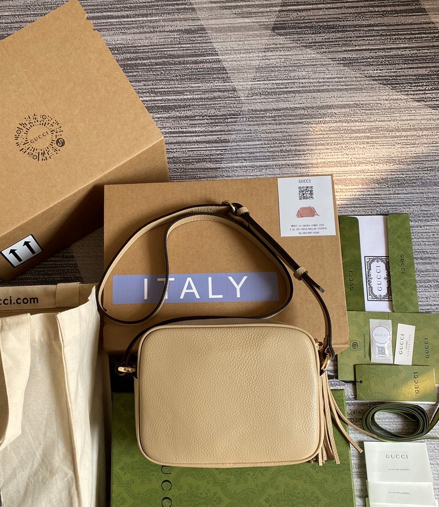Gucci Soho Small Disco Bag Beige For Women, Women’s Bags, Shoulder And Crossbody Bags 8in/21cm GG 308364