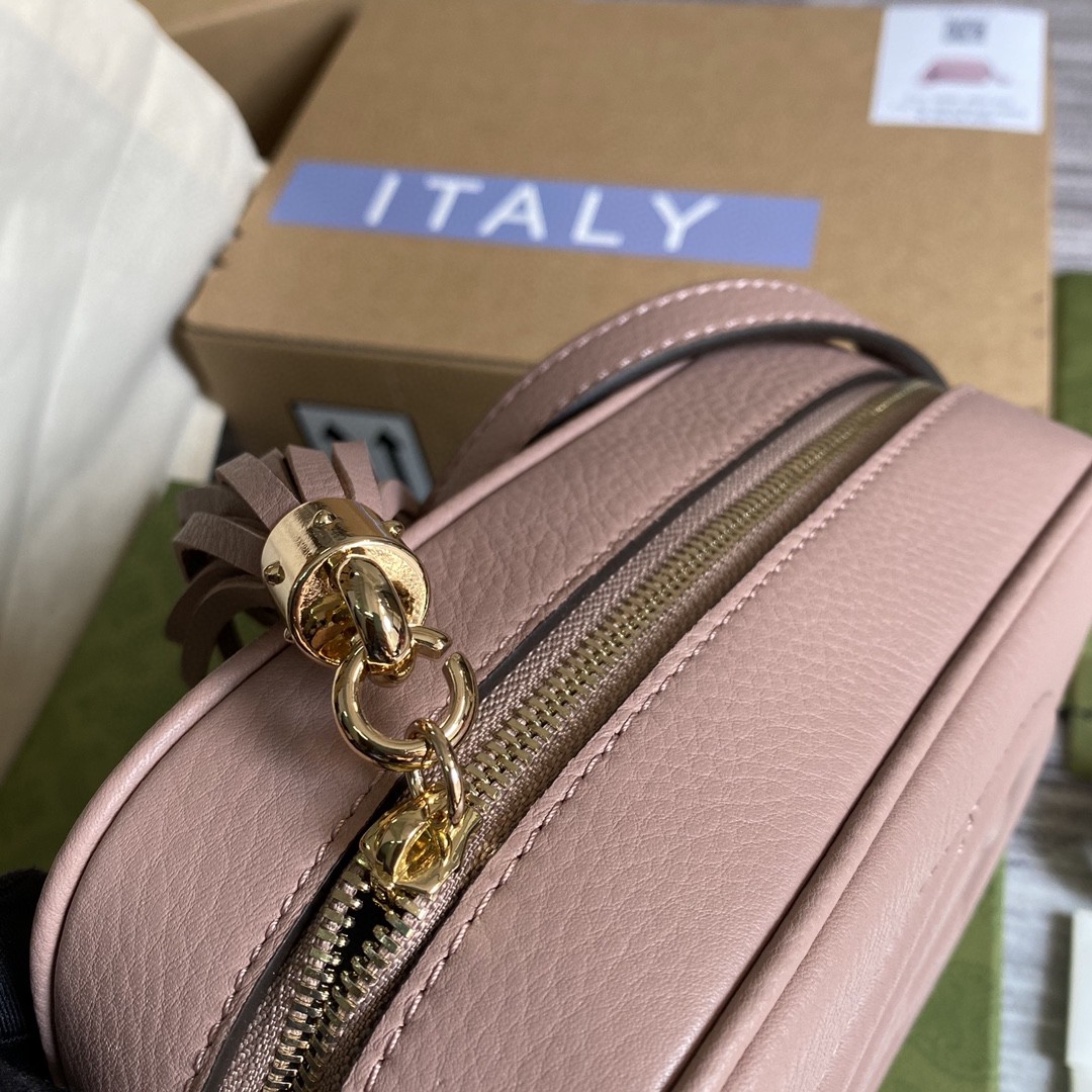 Gucci Soho Small Disco Bag Dust Pink For Women, Women’s Bags, Shoulder And Crossbody Bags 8in/21cm GG 308364