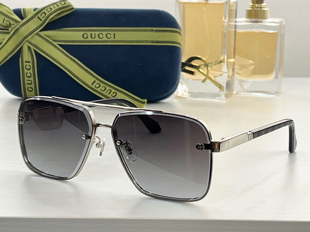 Gucci Square Frame Sunglasses