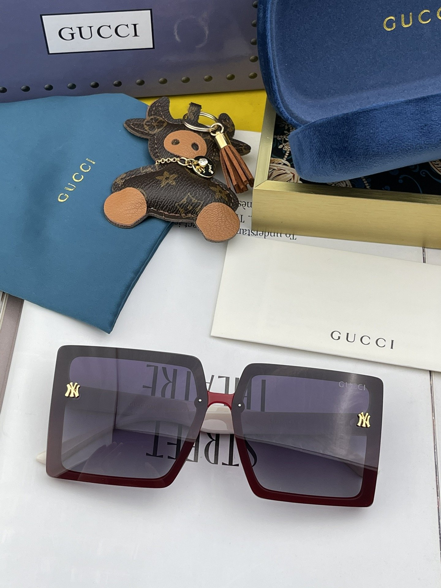 Gucci Square Frame Sunglasses