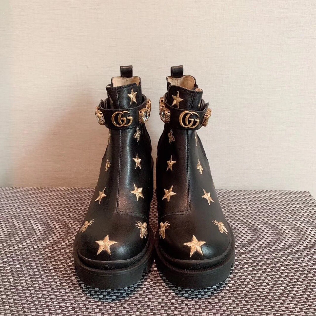 Gucci Star And Bee Embroidered Trip Ankle Boots Black For Women GG