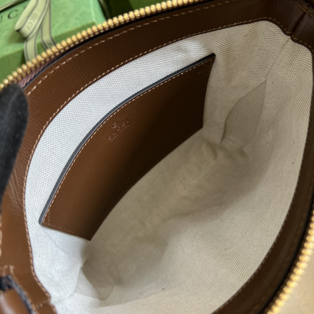 Gucci Supreme Messenger Bag Beige And Ebony GG Supreme Canvas For Women 9.3in/23.5cm GG 681021 92THG 8563