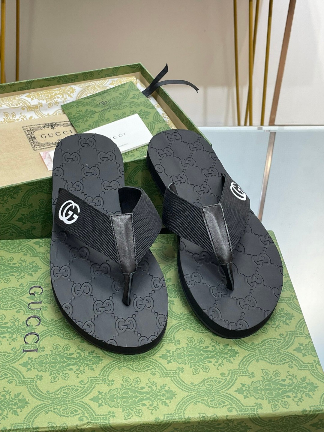 Gucci Thong Sandal Black For Men